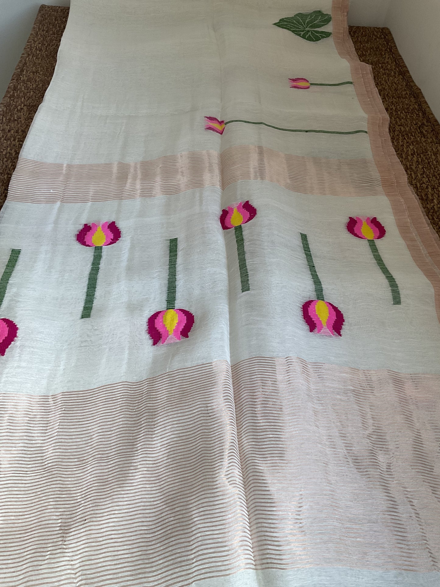 Pure Handoven Muslin jamdani linen silk saree(Ivory petal grace)