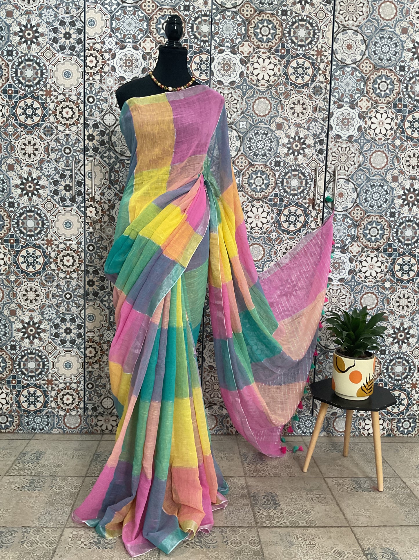 Handloom Linen saree(yellow n pink )