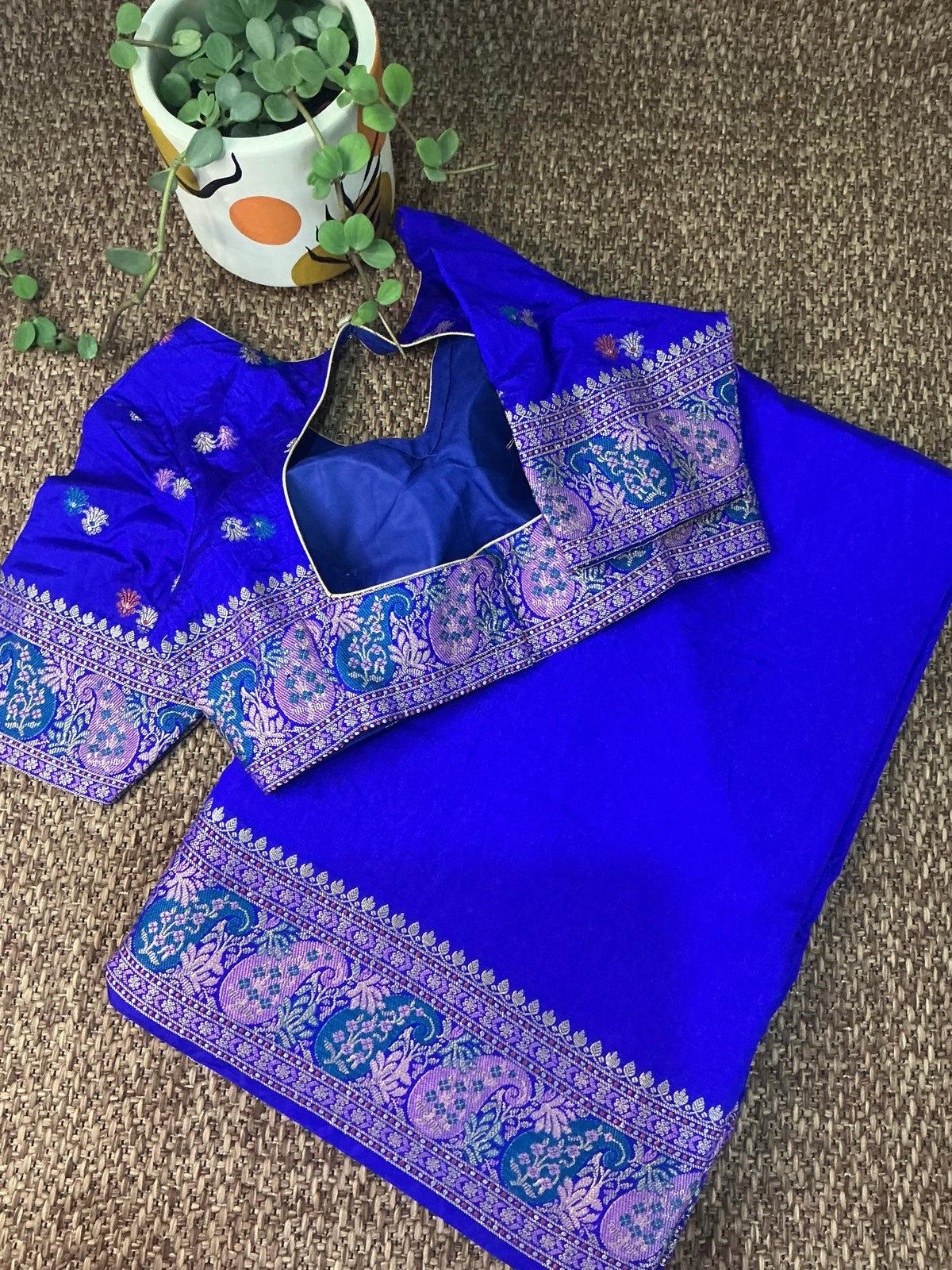 Banarasi warmsilk meenakari border saree(Royal blue)