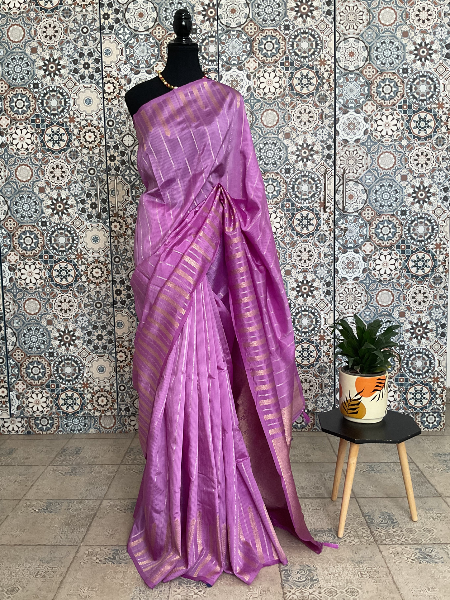 Tussar temple border saree-(Lilac)