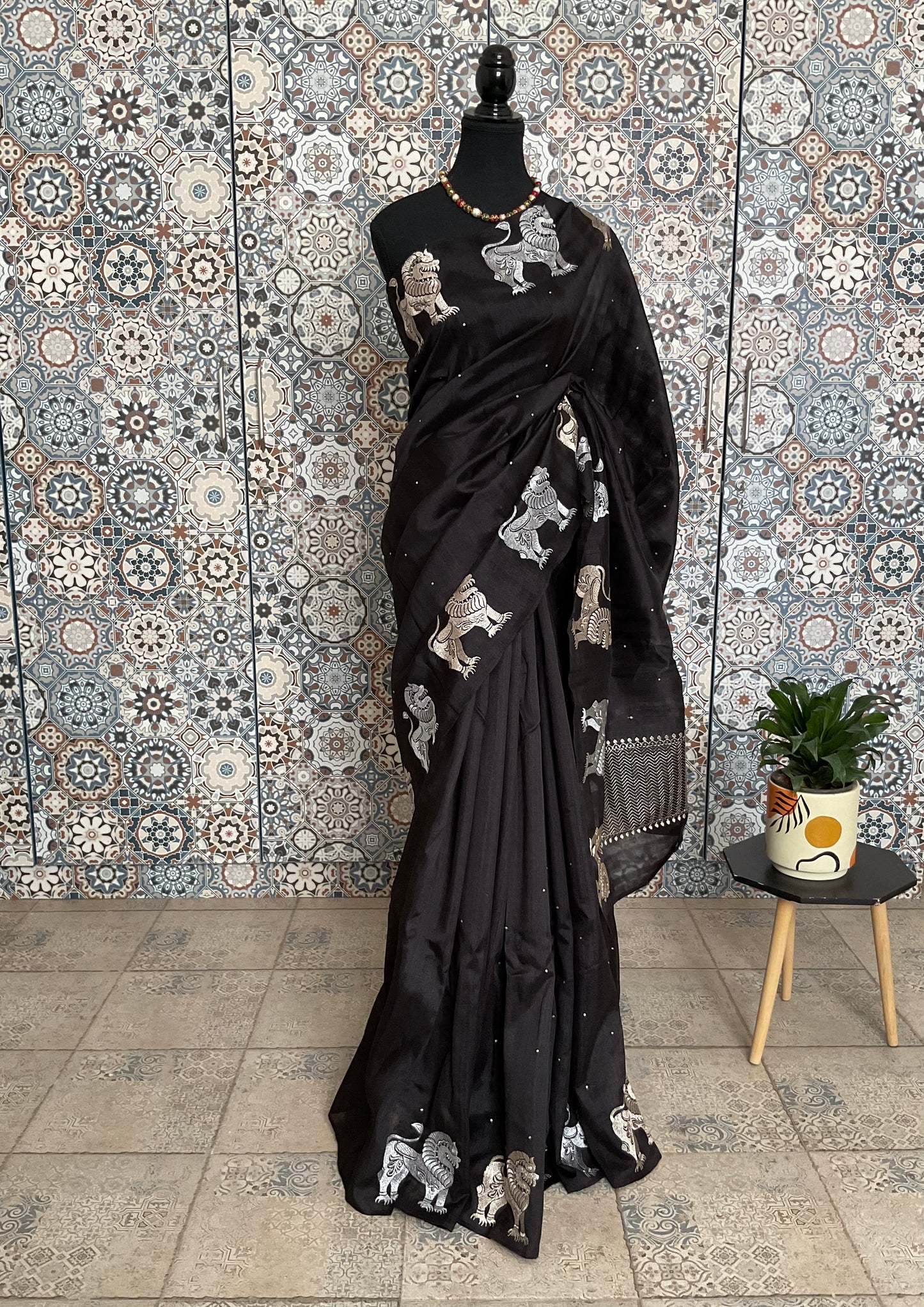 Tussar Black saree