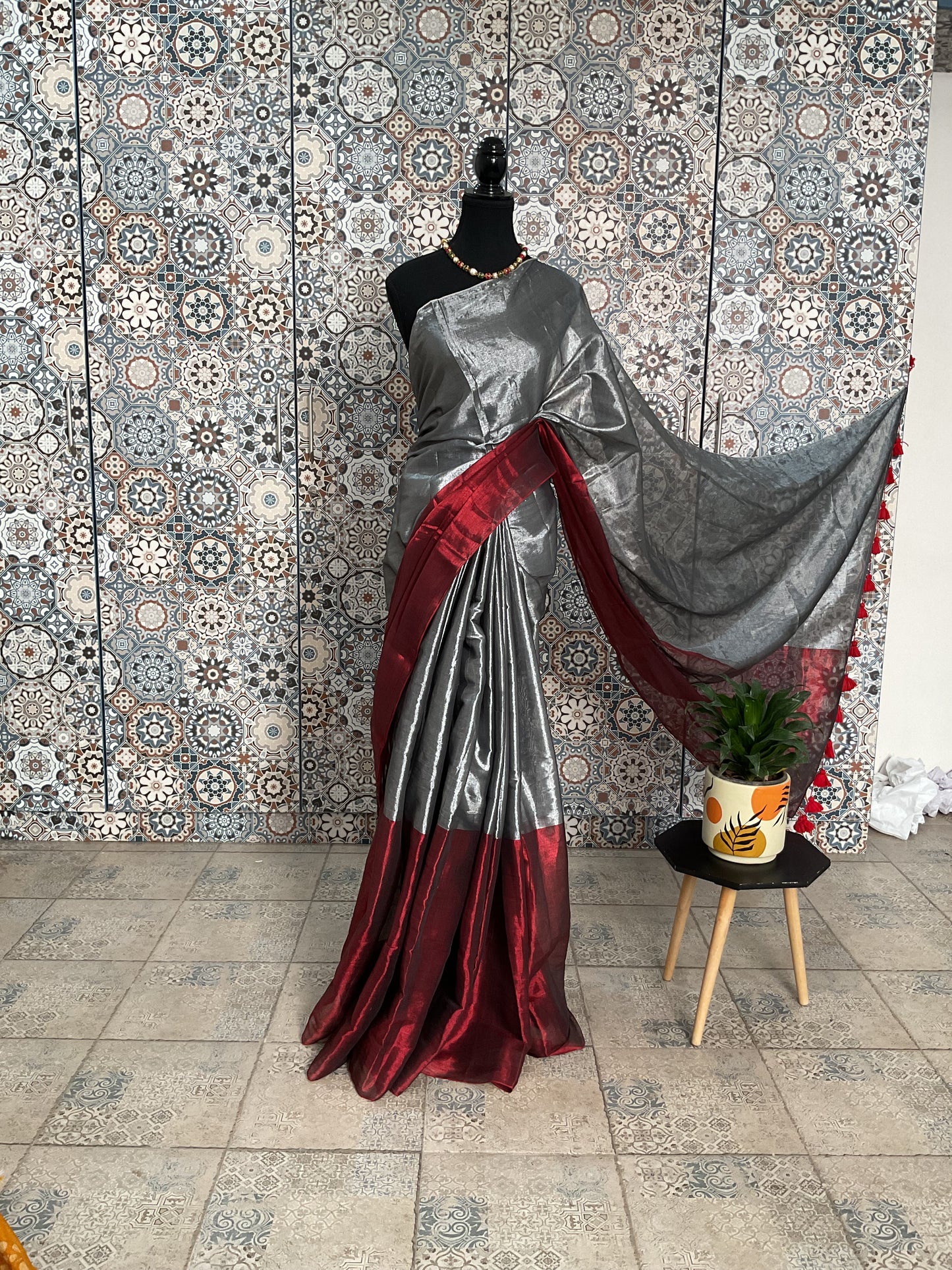 Raaga Tissue saree(Red with silver)