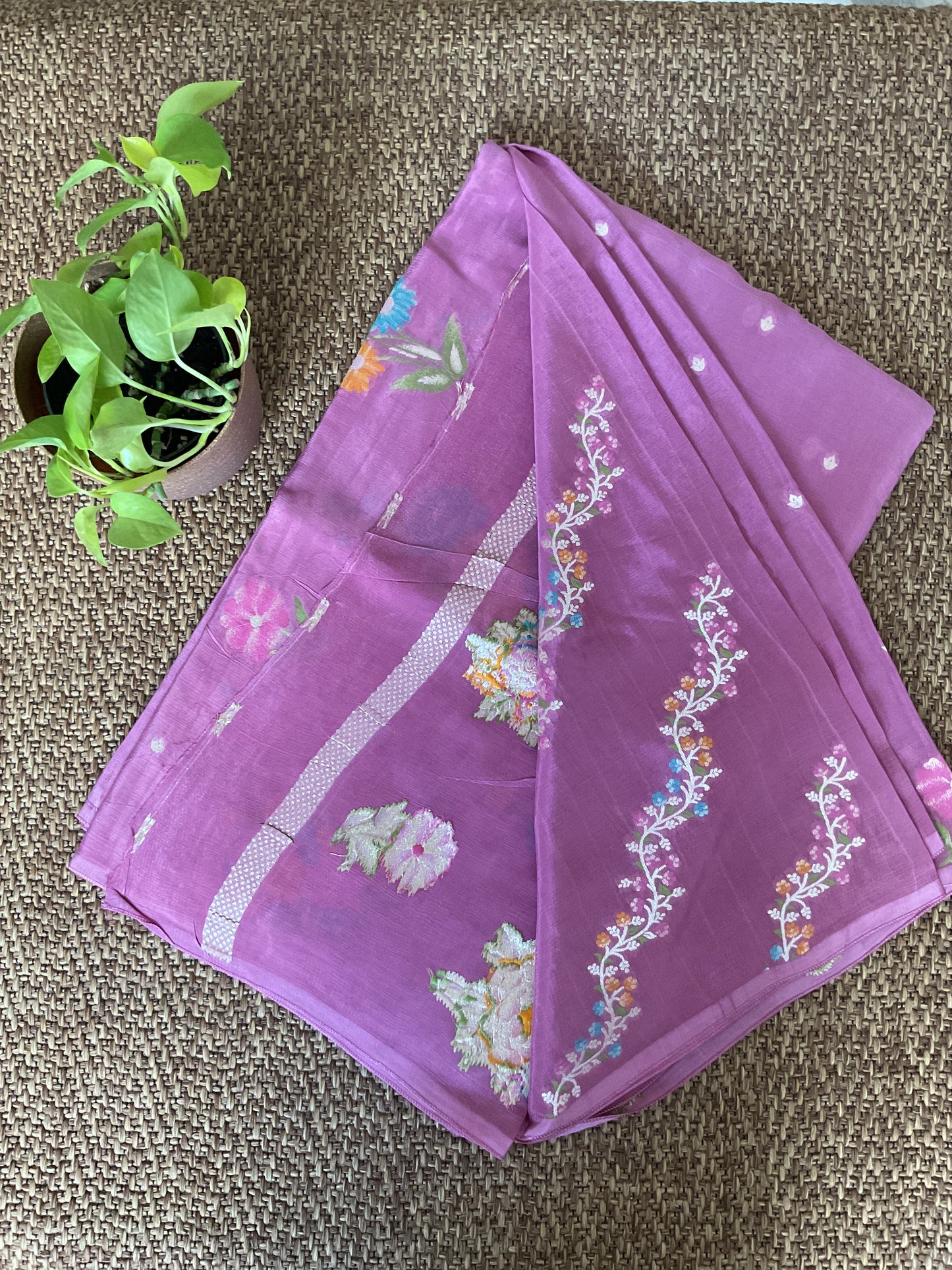Chinnon saree(Lilac)
