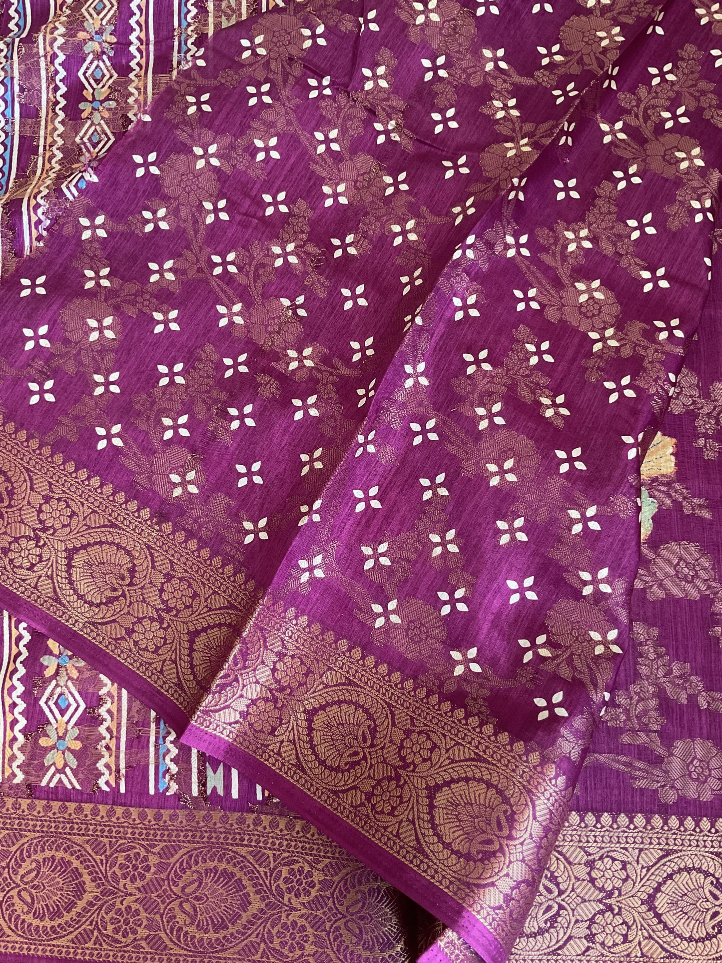 Fancy Floral Zari Weaving Saree