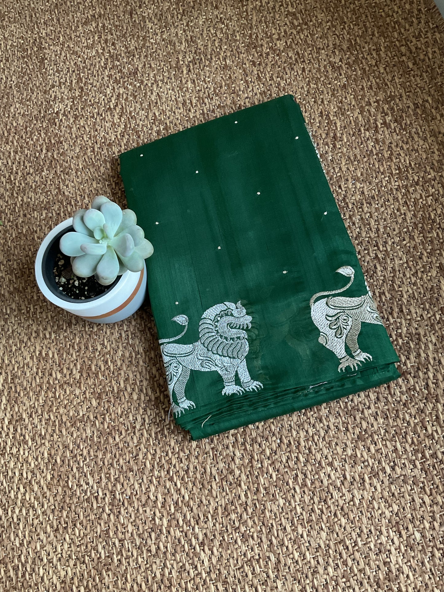 Tussar Lion motifs saree-(Green)