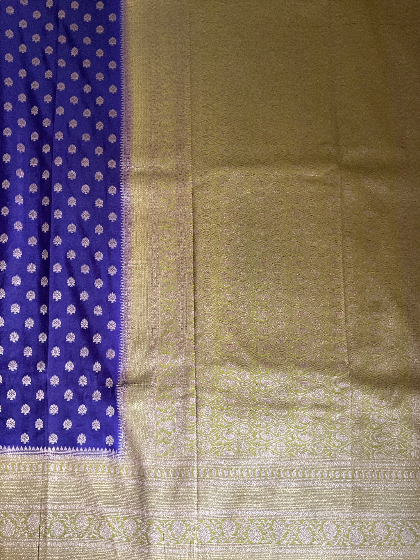 Banarasi crepe georgette saree(Royal purple with gold sari border)