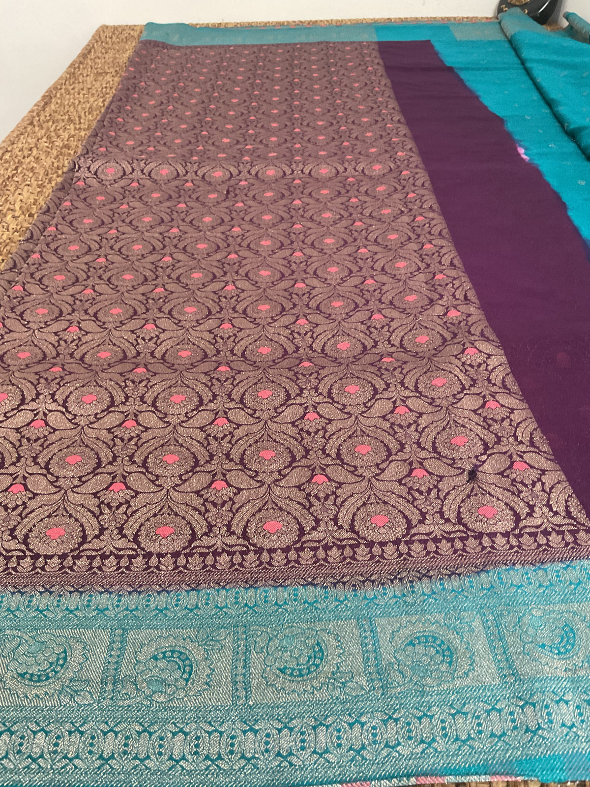 Wrinkle Crepe Saree-Turquoise Blue & Plum 🩵💜
