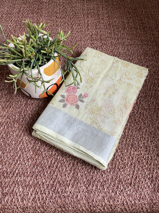 Linen saree with Kantha embroidery(Pastel lime green)