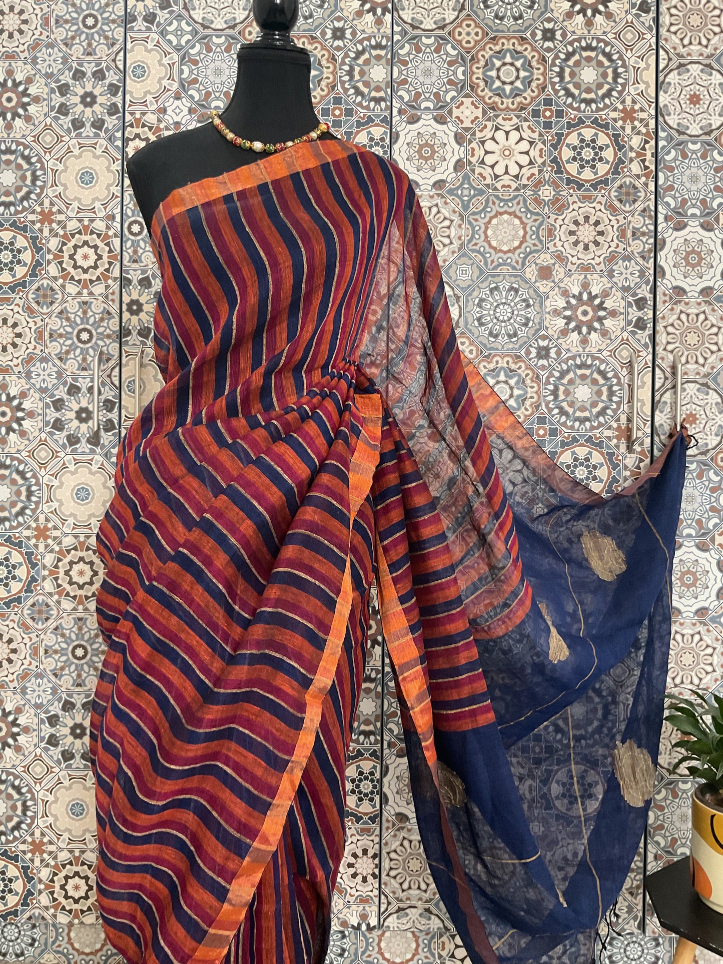 Handloom Linen saree(blue)