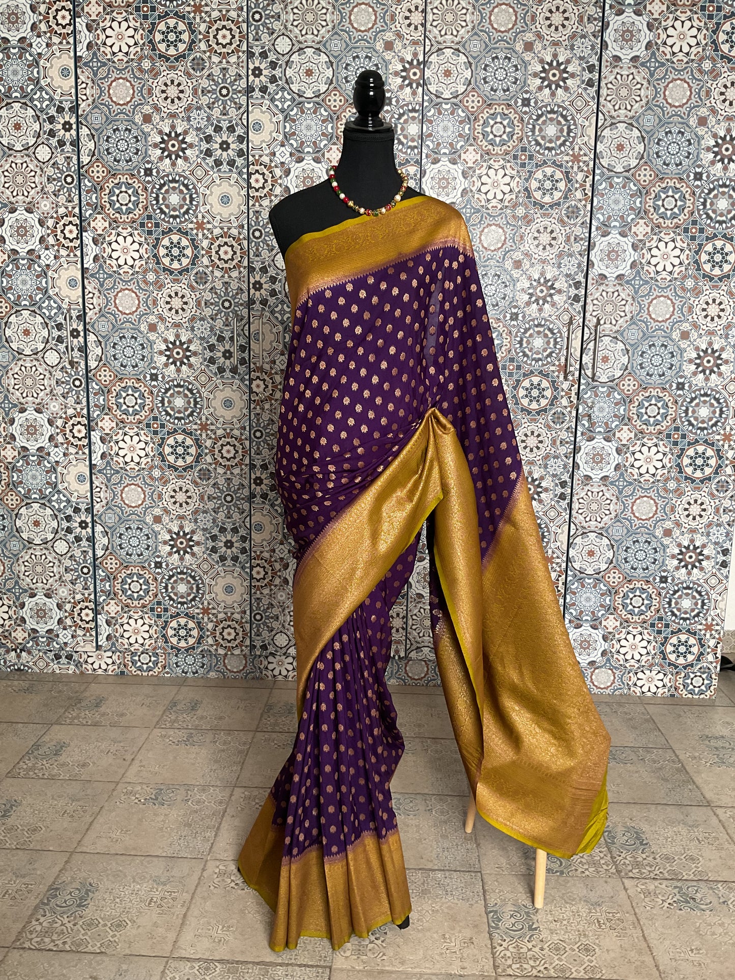 Banarasi crepe georgette saree(Royal purple with gold sari border)