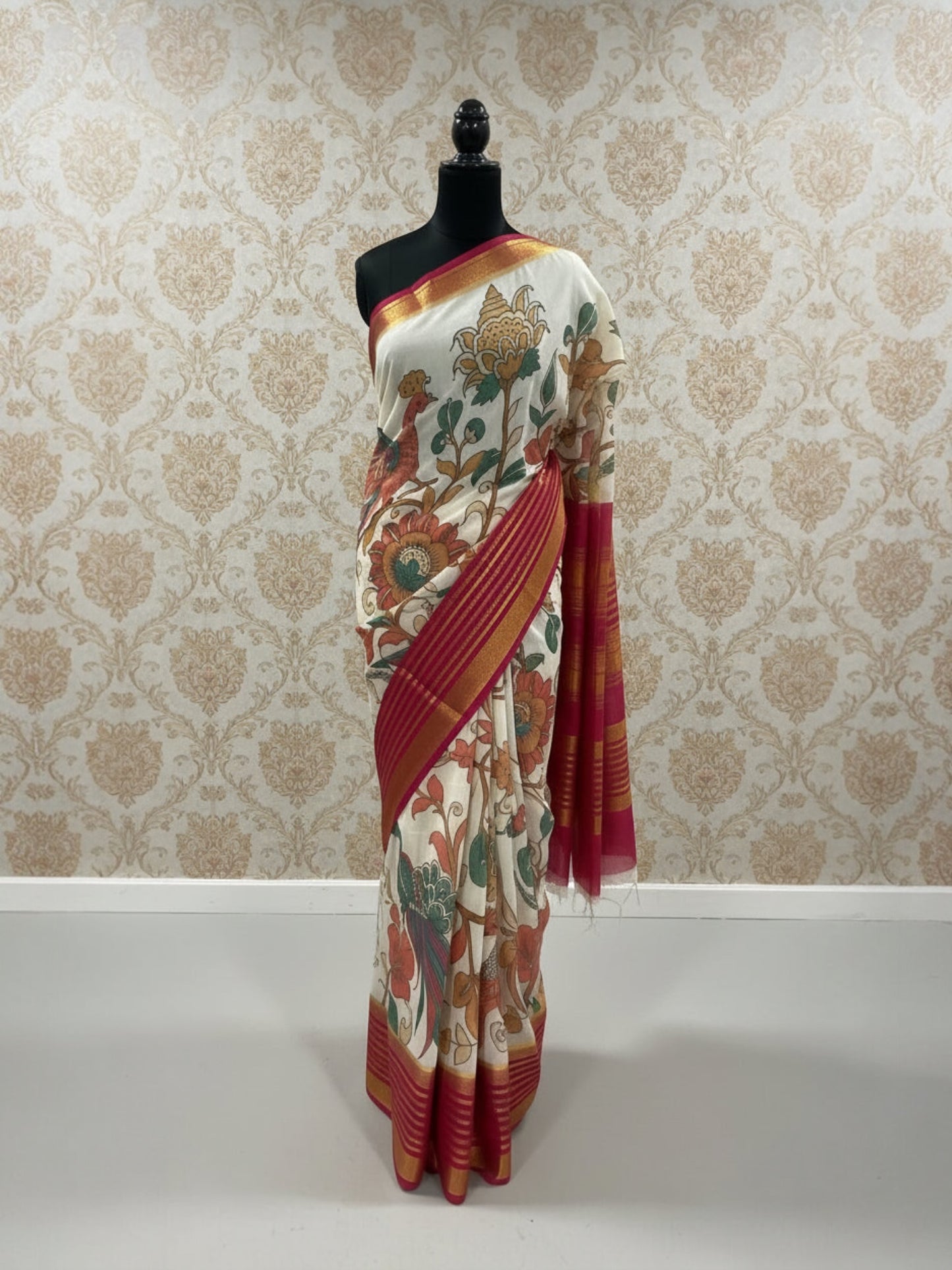 Semi-Crepe silk kalamkari digital print saree- (Cream with pink)