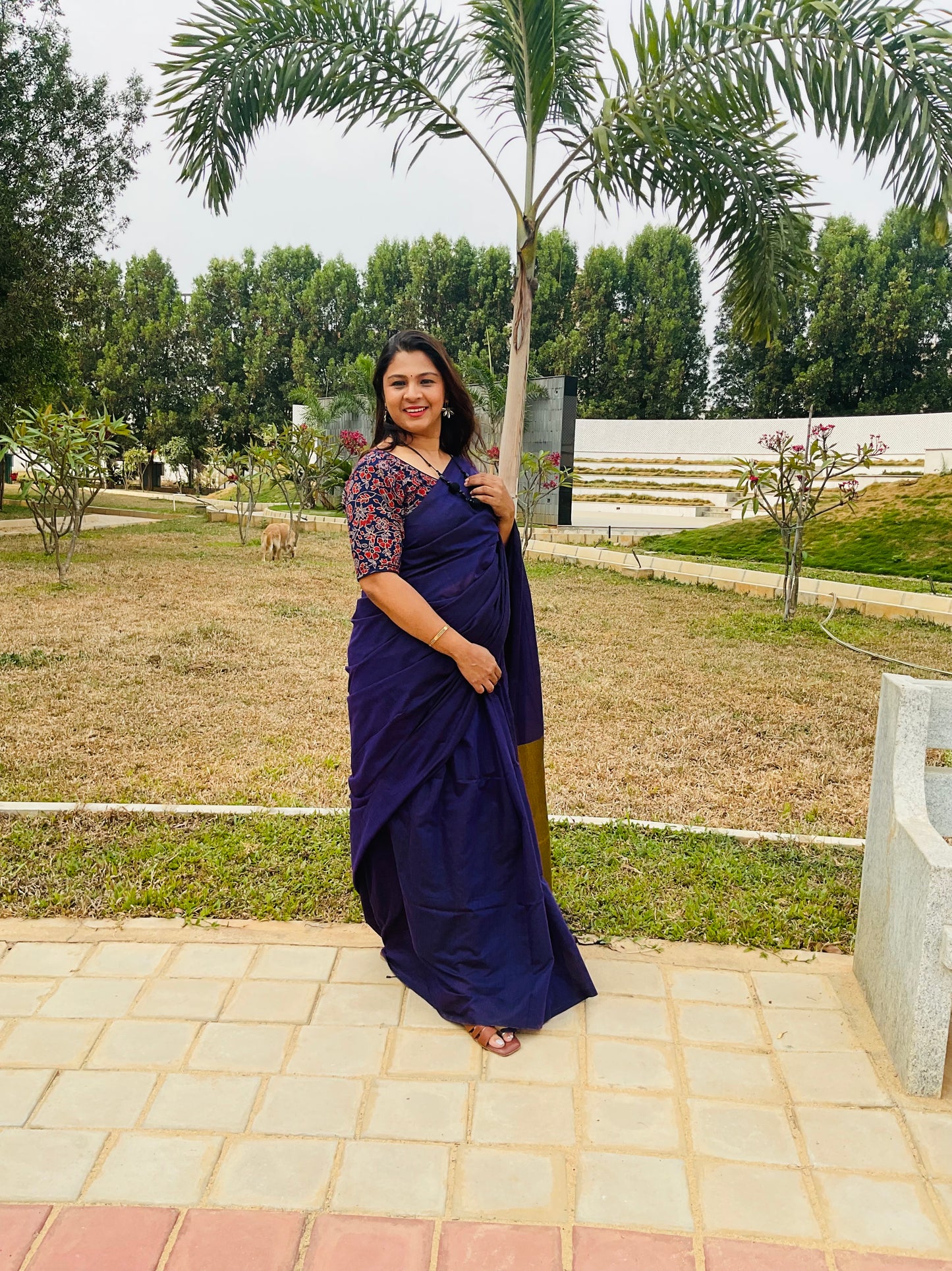 Handloom cotton saree(Royal purple with mustard pallu)