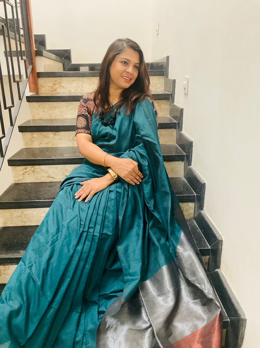 Handloom cotton saree(Teal green with contrast pallu)