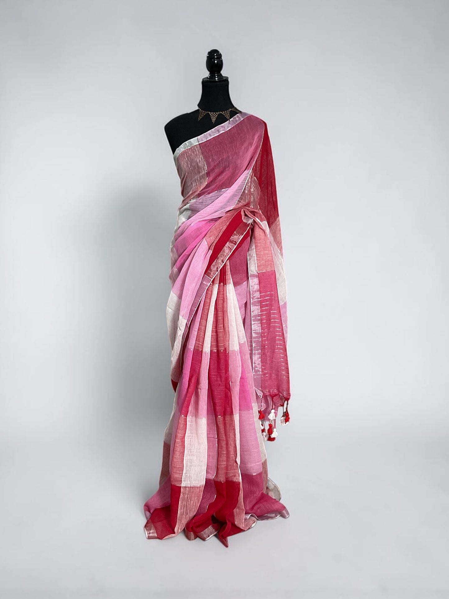 Handloom Linen saree(pink n white)