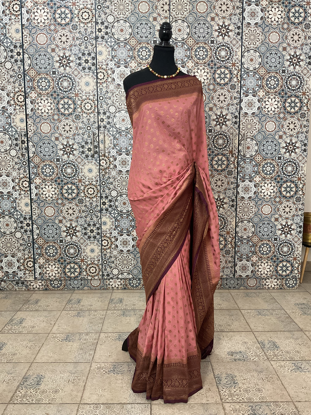 Banarasi crepe silk  saree(Onion pink with purple border)