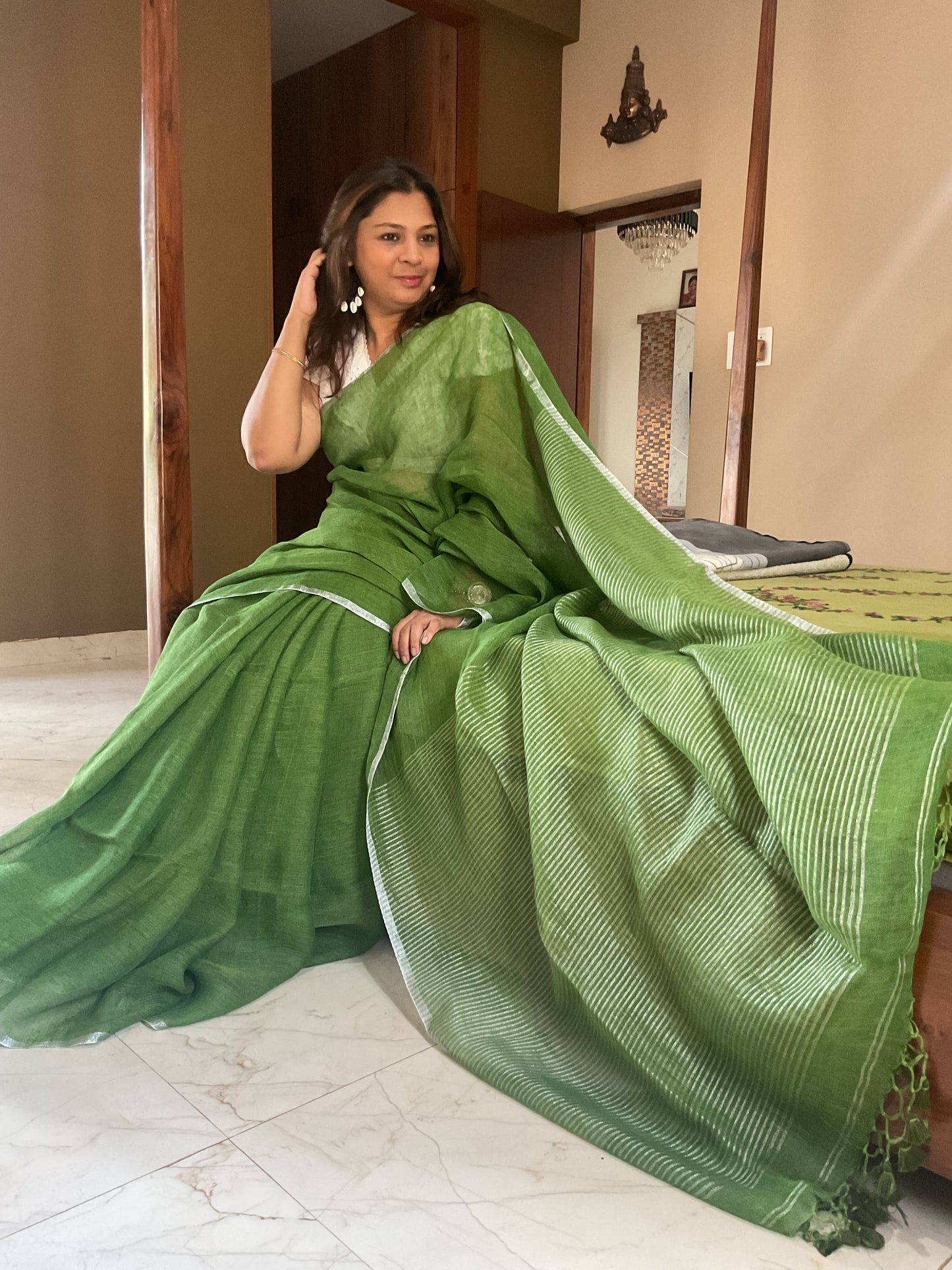 Handloom Linen saree(light Green)