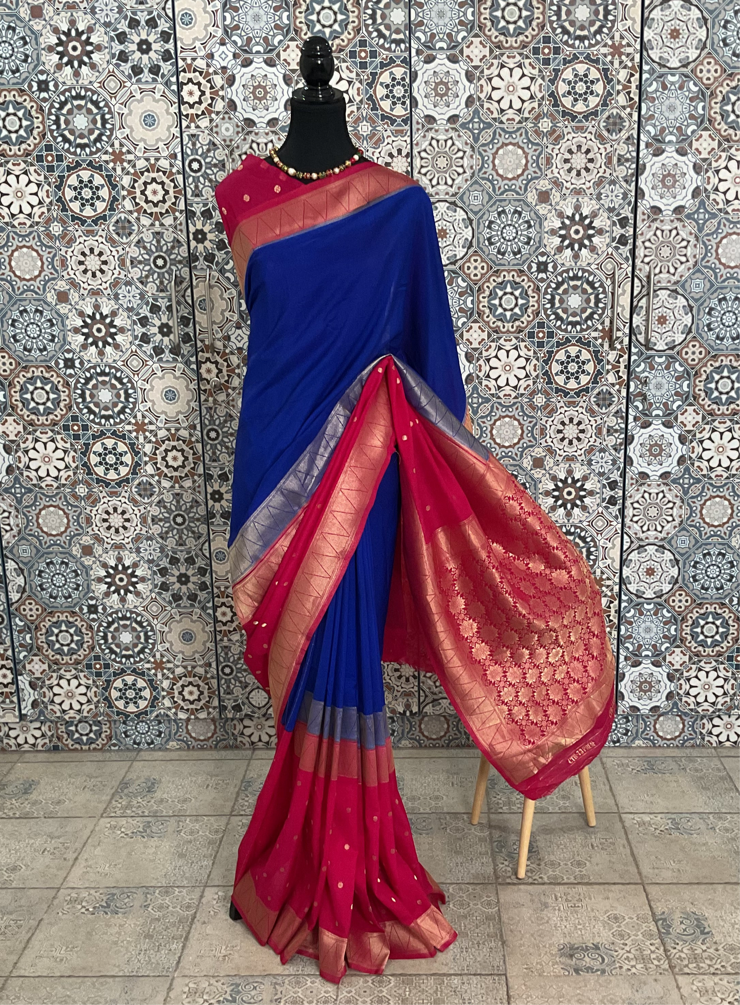 Royal blue georgette print saree
