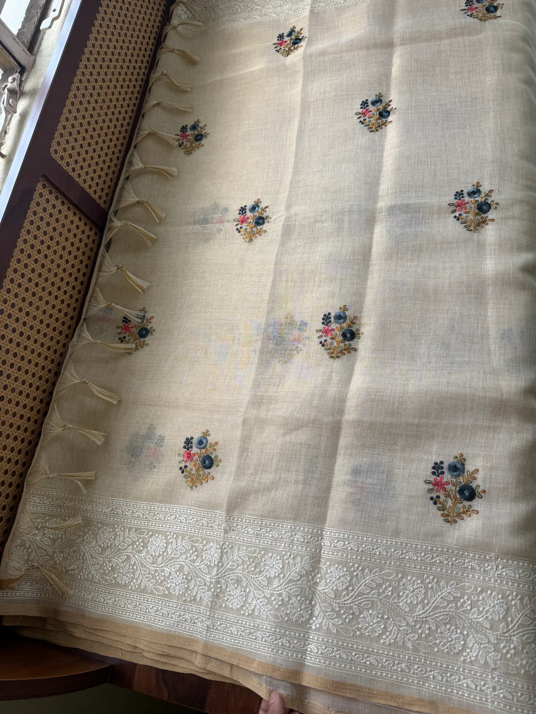 Premium Linen tissue saree- Half white & peacock blue