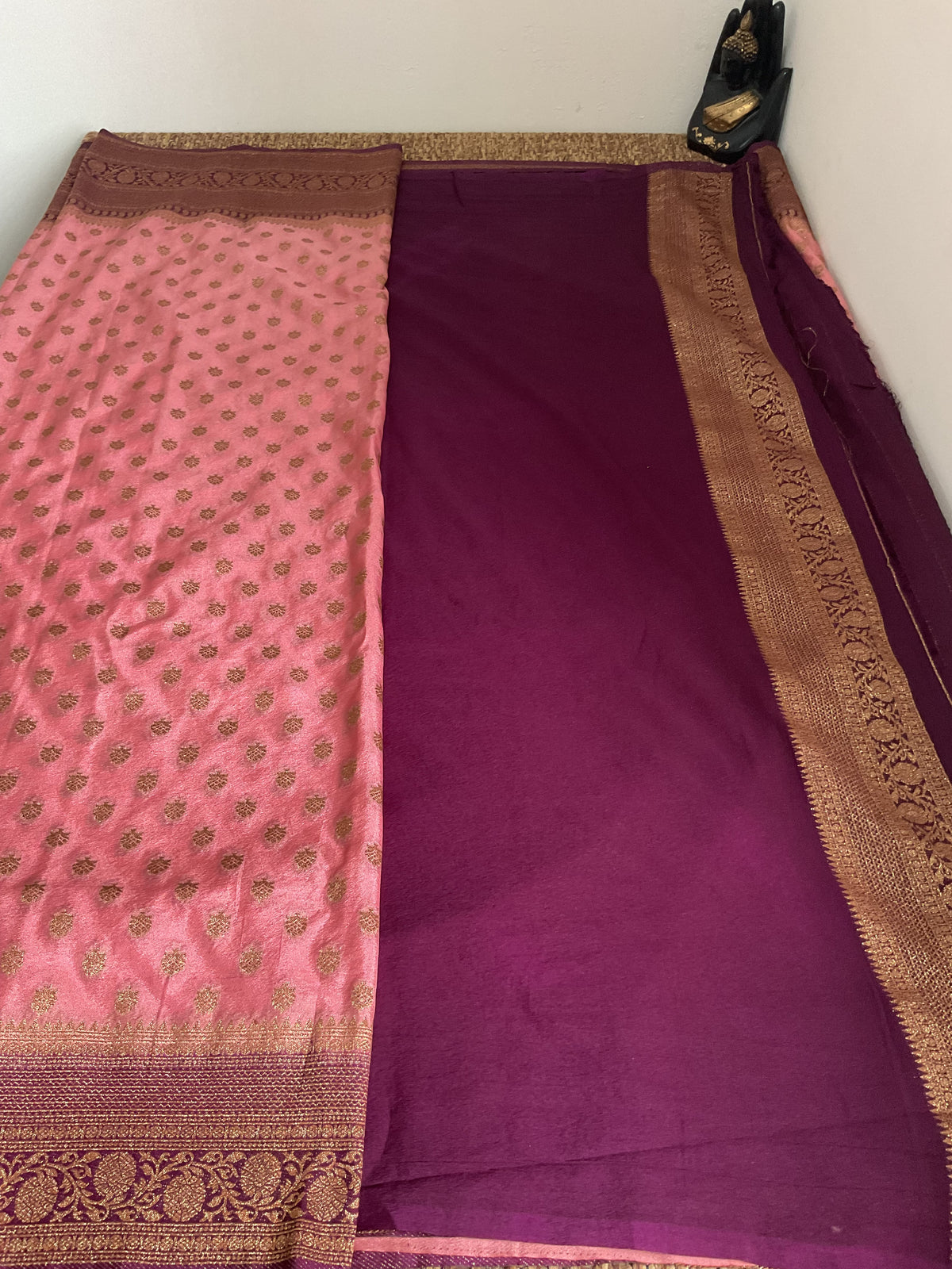 Banarasi crepe silk  saree(Onion pink with purple border)