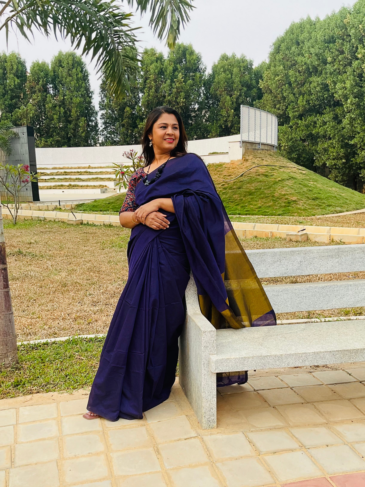 Handloom cotton saree(Royal purple with mustard pallu)