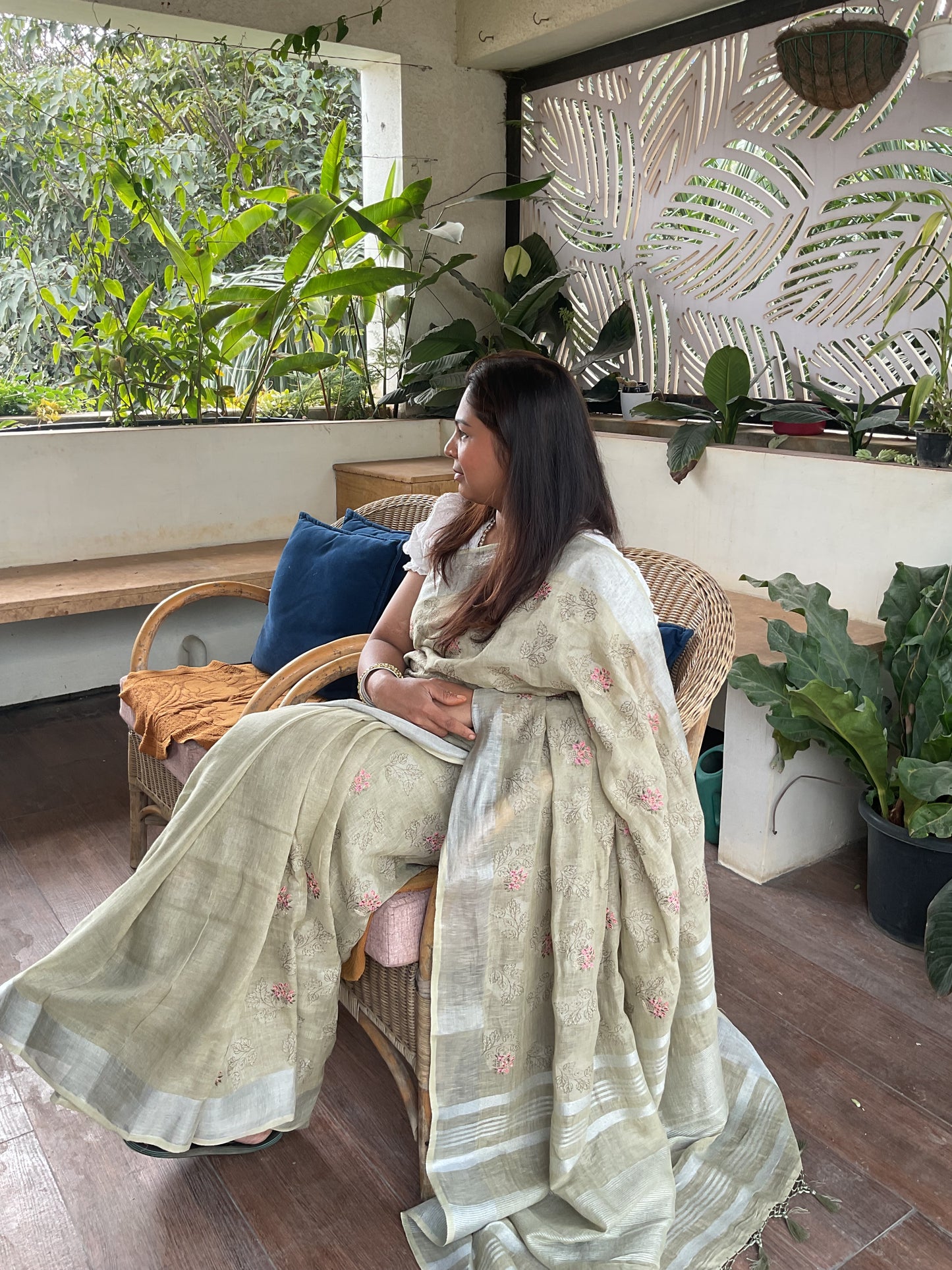 Linen saree with Kantha embroidery(Sage green)