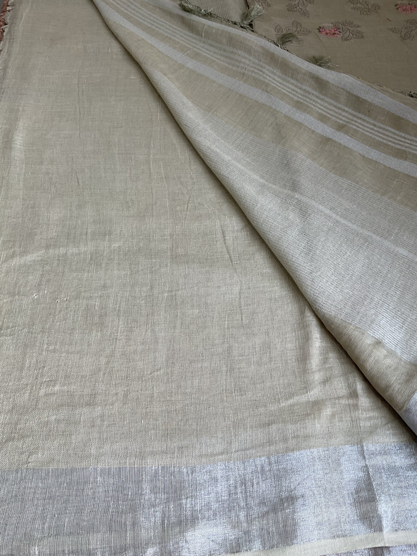 Linen saree with Kantha embroidery(Sage green)