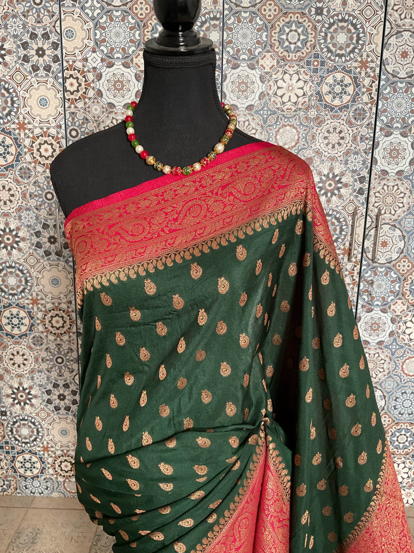 Banarasi crepe georgette Saree(Green with pink border)