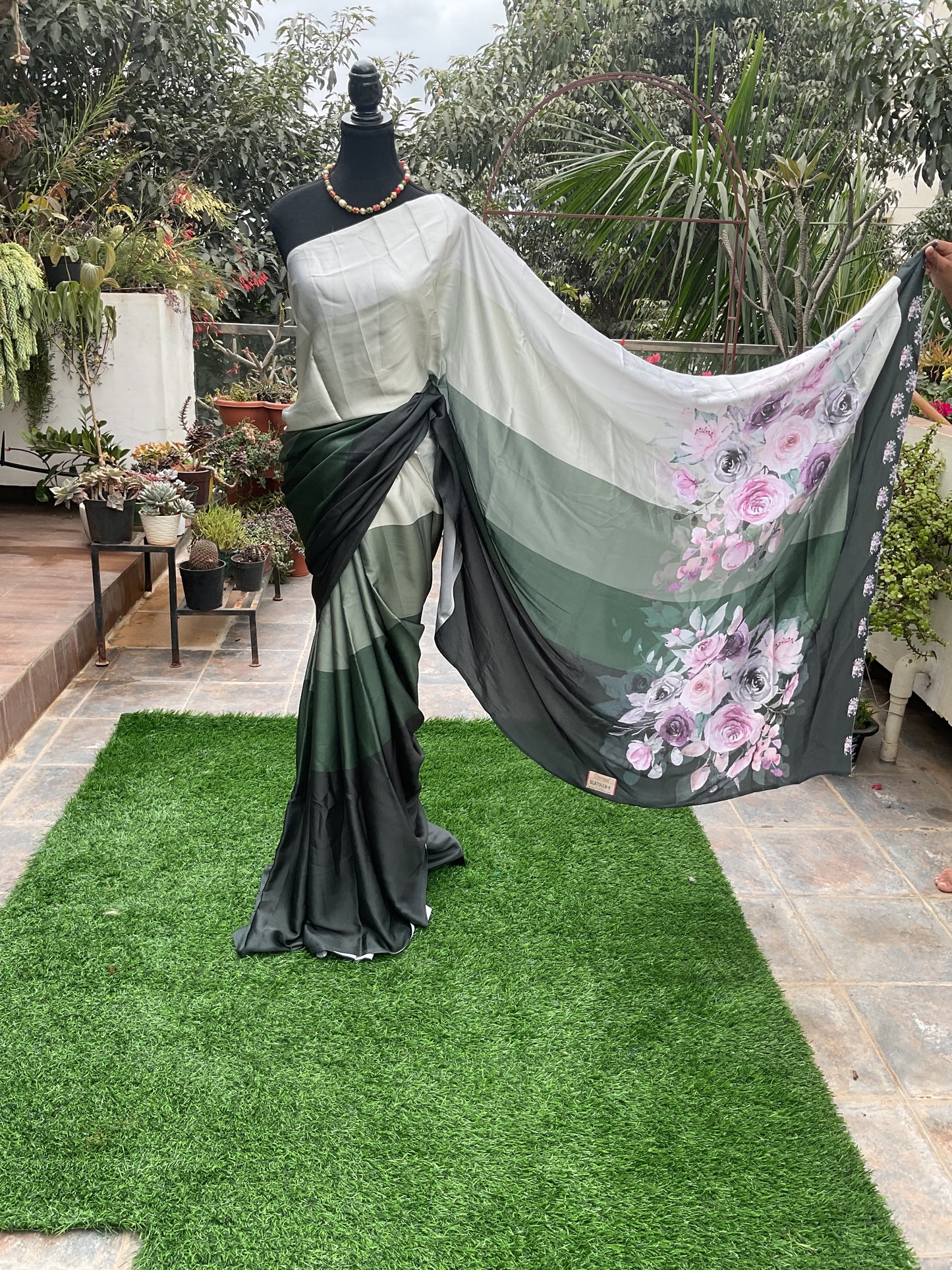 Designer satin saree(9006)