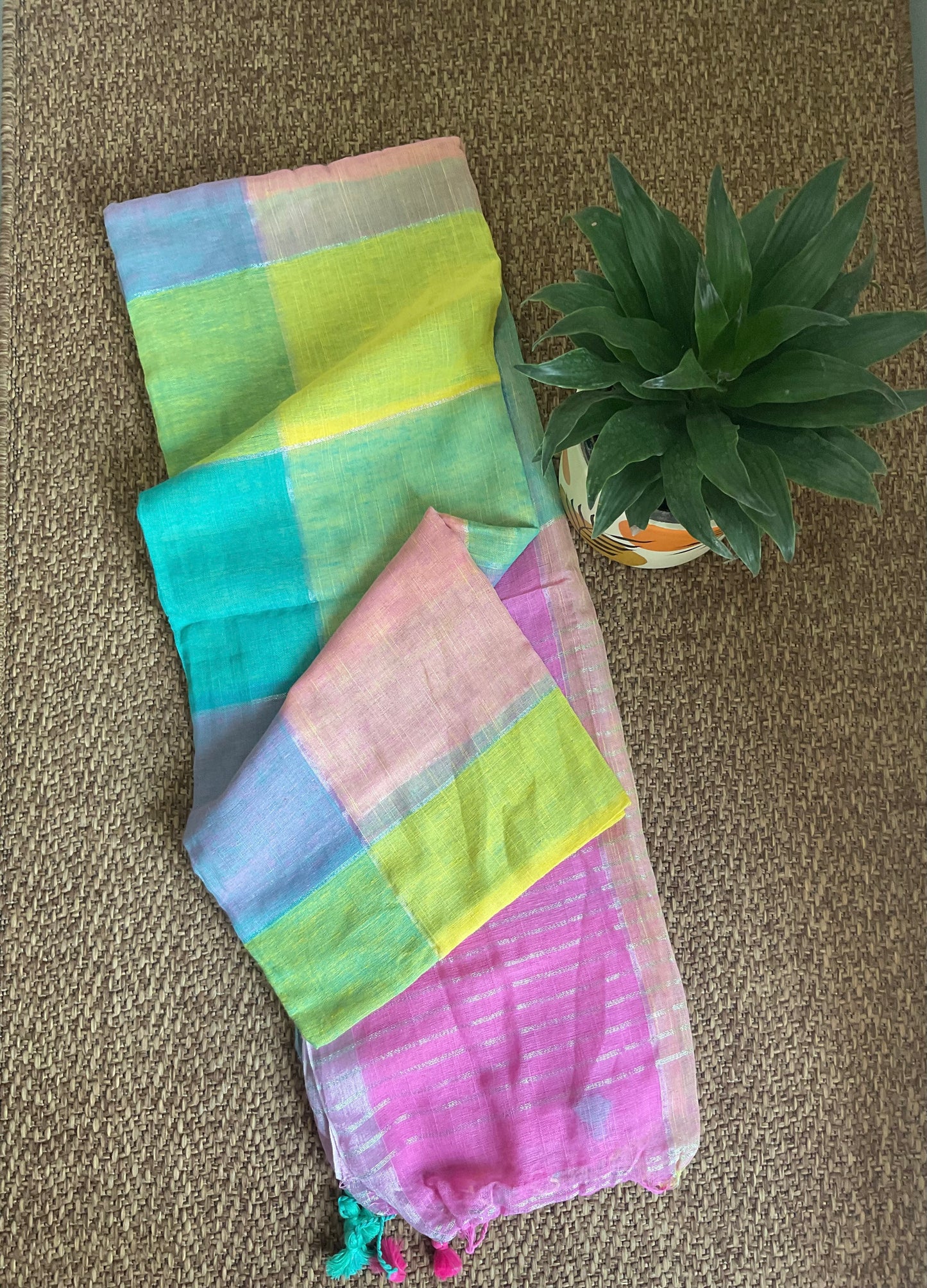 Handloom Linen saree(yellow n pink )