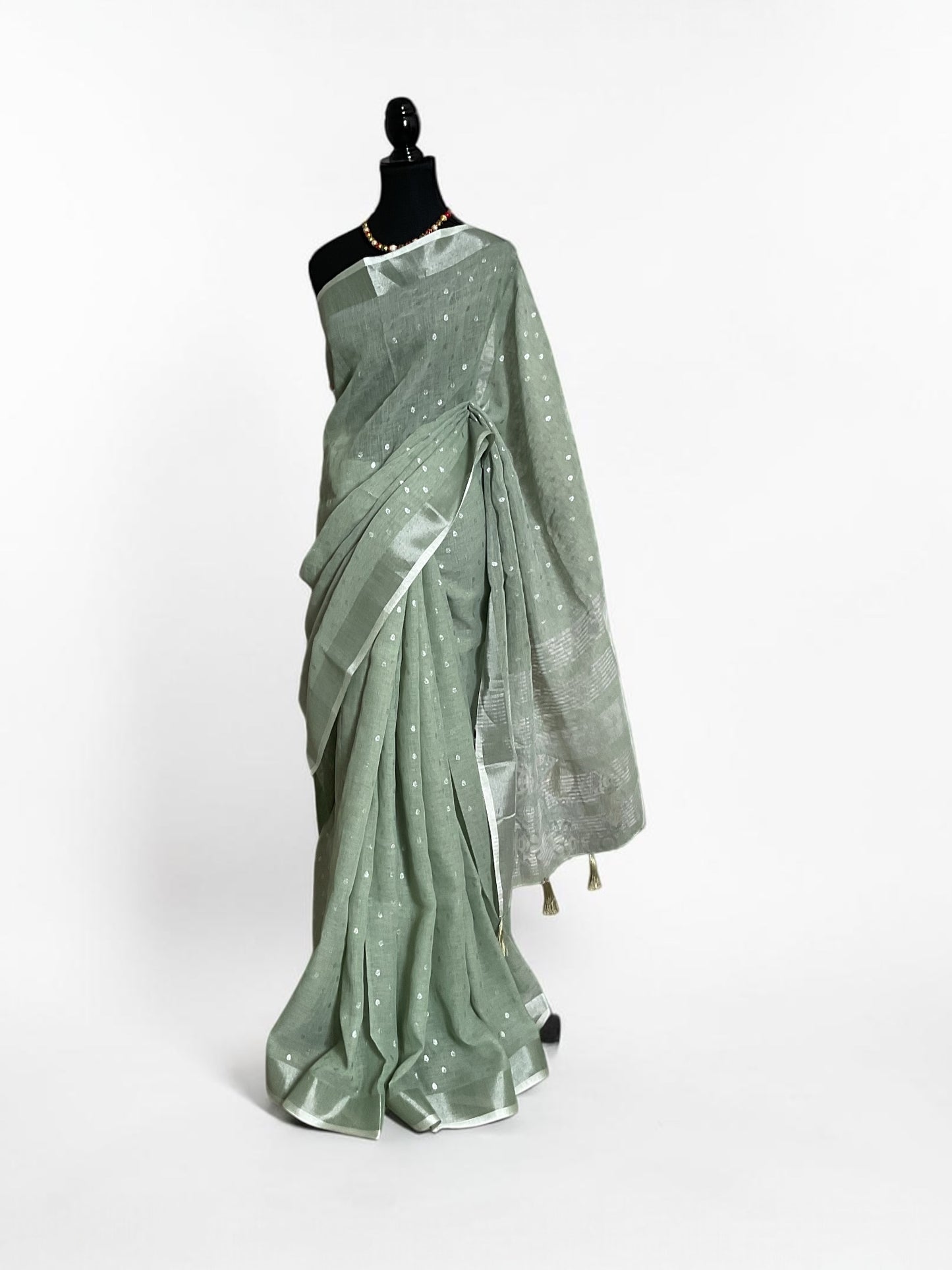 Linen cotton  with silver motifs(Light green)