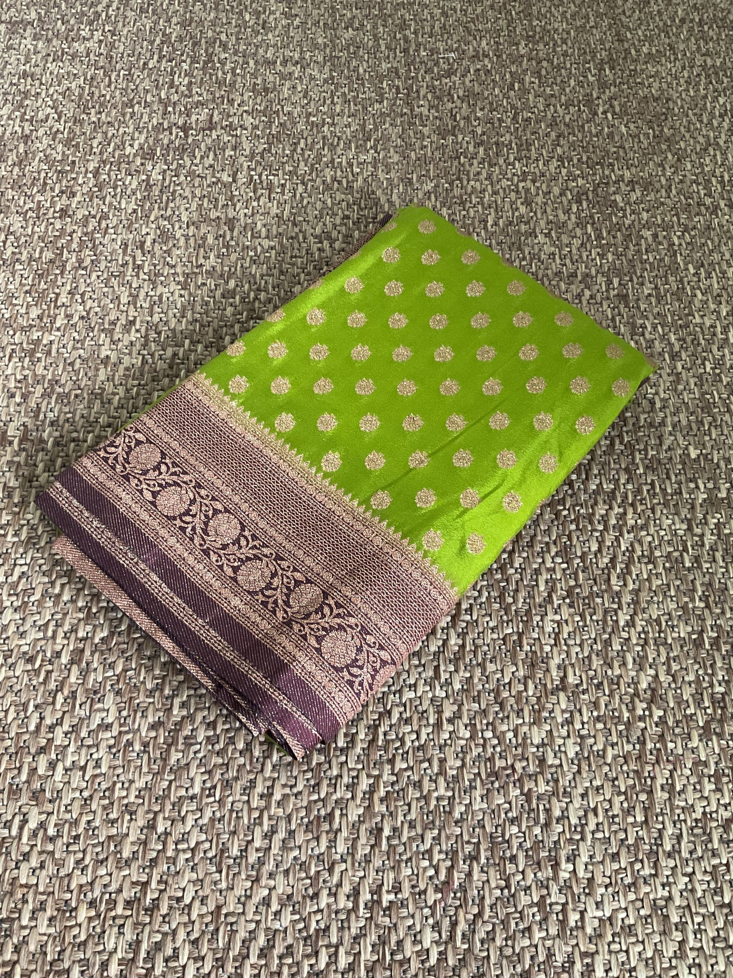 Banarasi crepe silk saree(Green with brown border)
