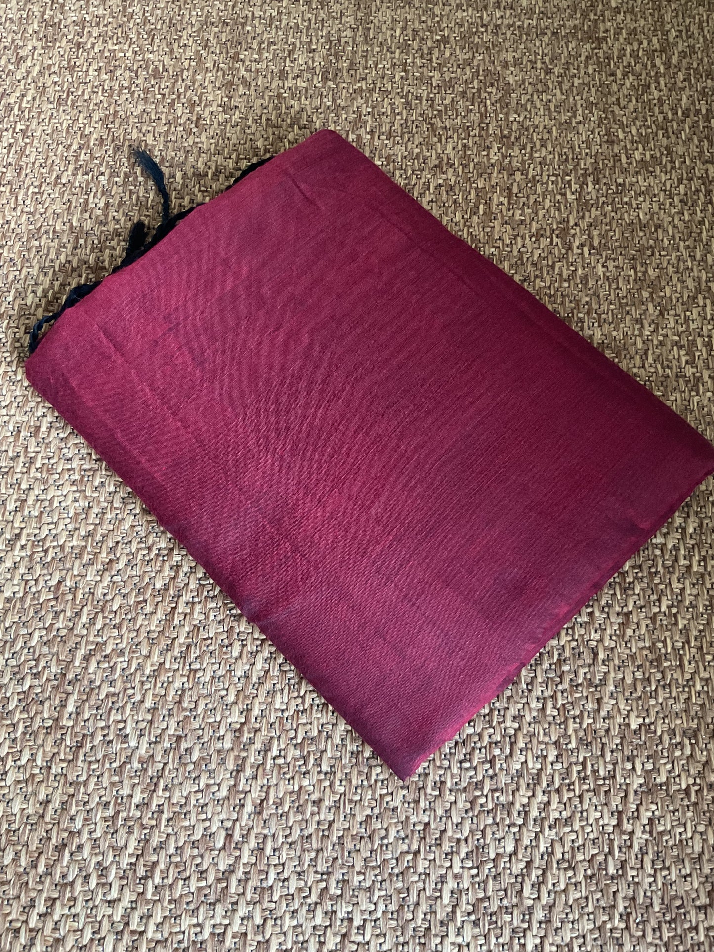 Handloom cotton saree(Deep maroon with contrast pallu)