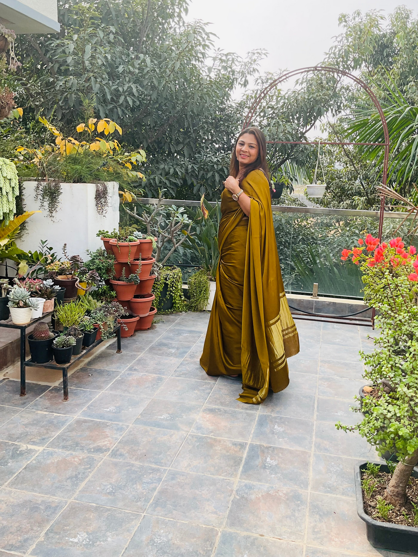 Gajji silk saree(Olive golden)