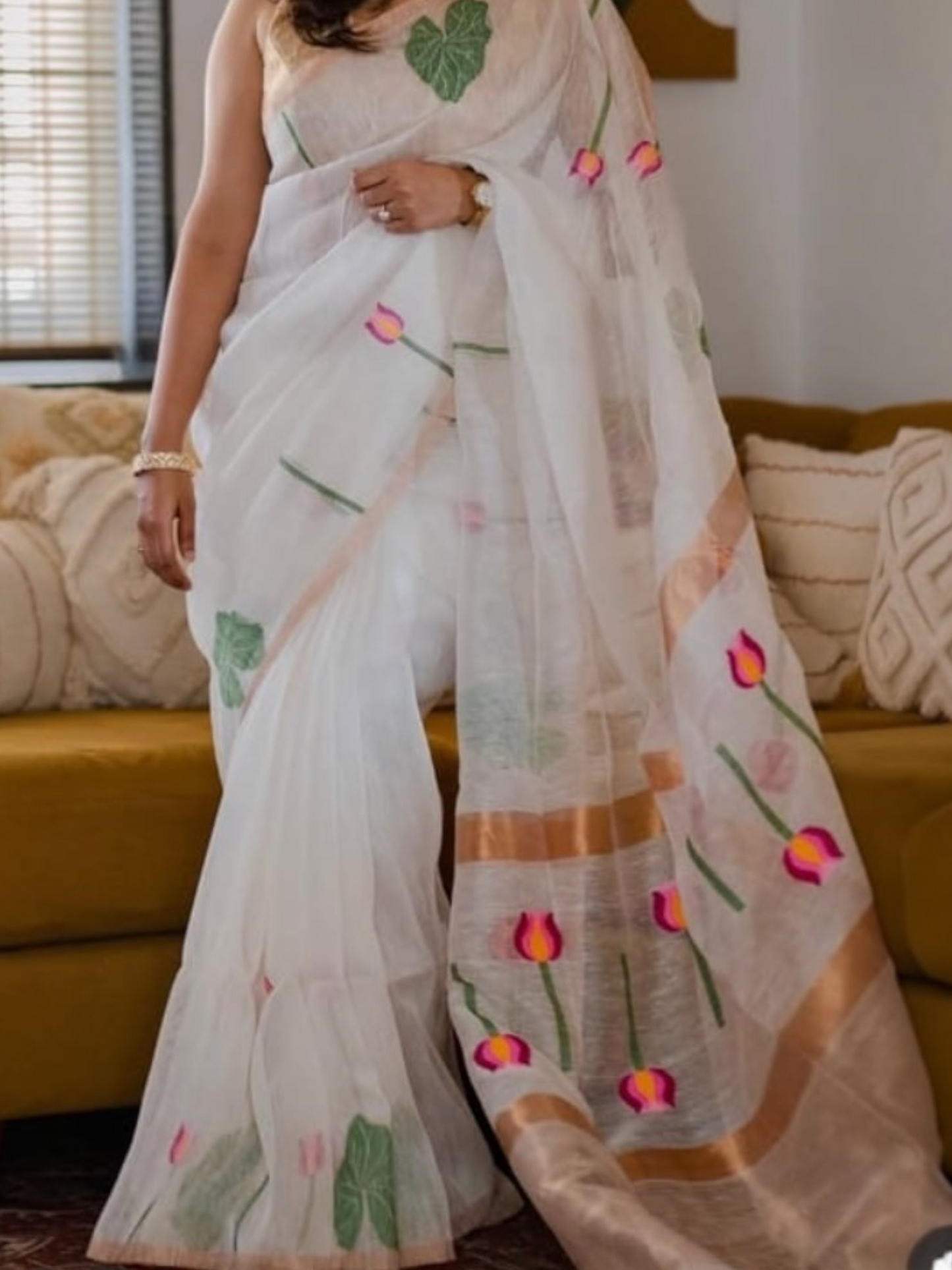 Pure Handoven Muslin jamdani linen silk saree(Ivory petal grace)