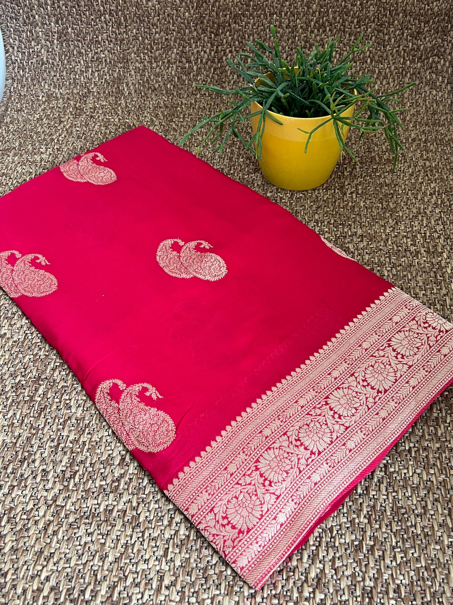 Banarasi georgette saree(Red)