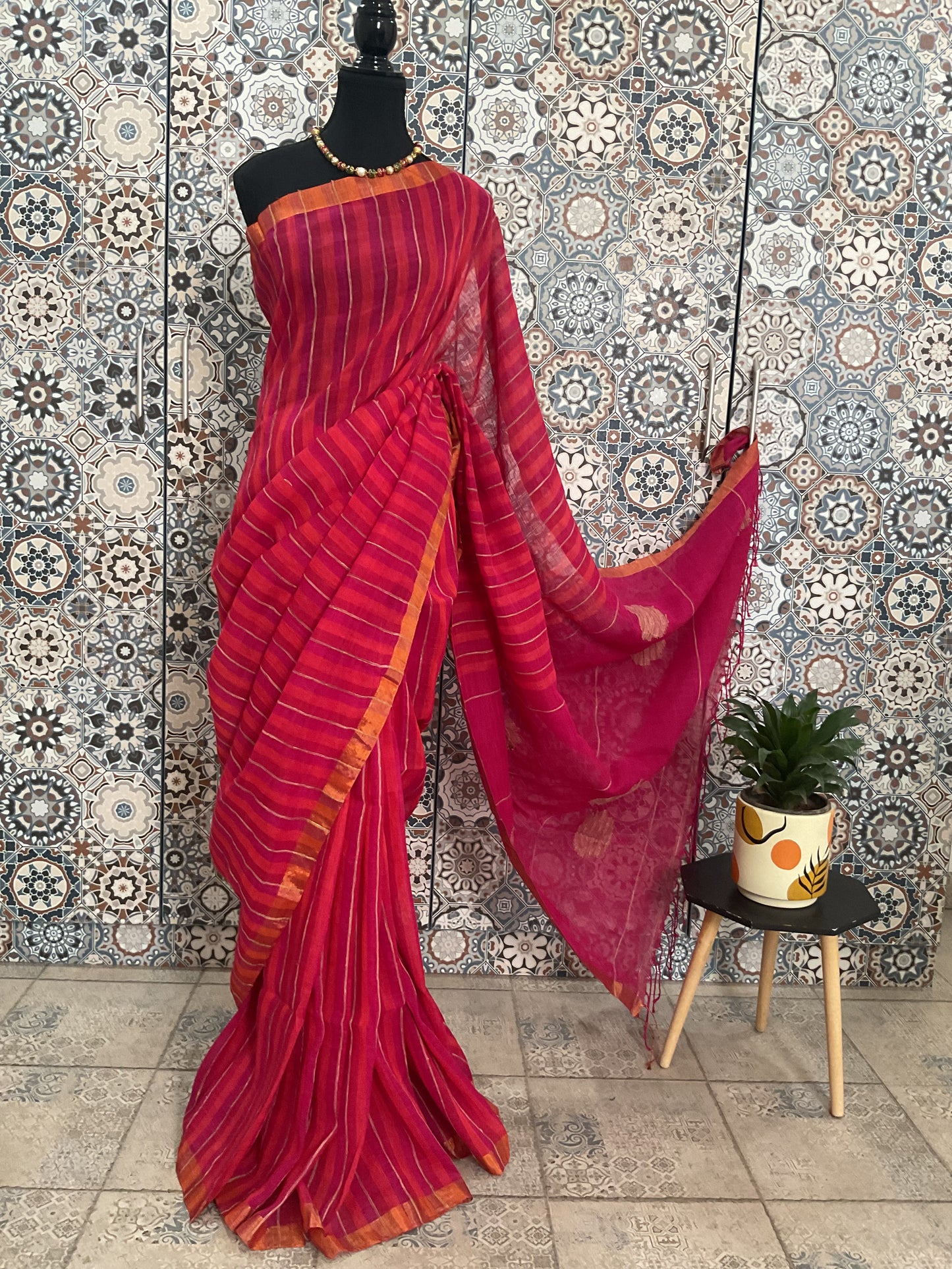 Handloom Linen saree(pink)