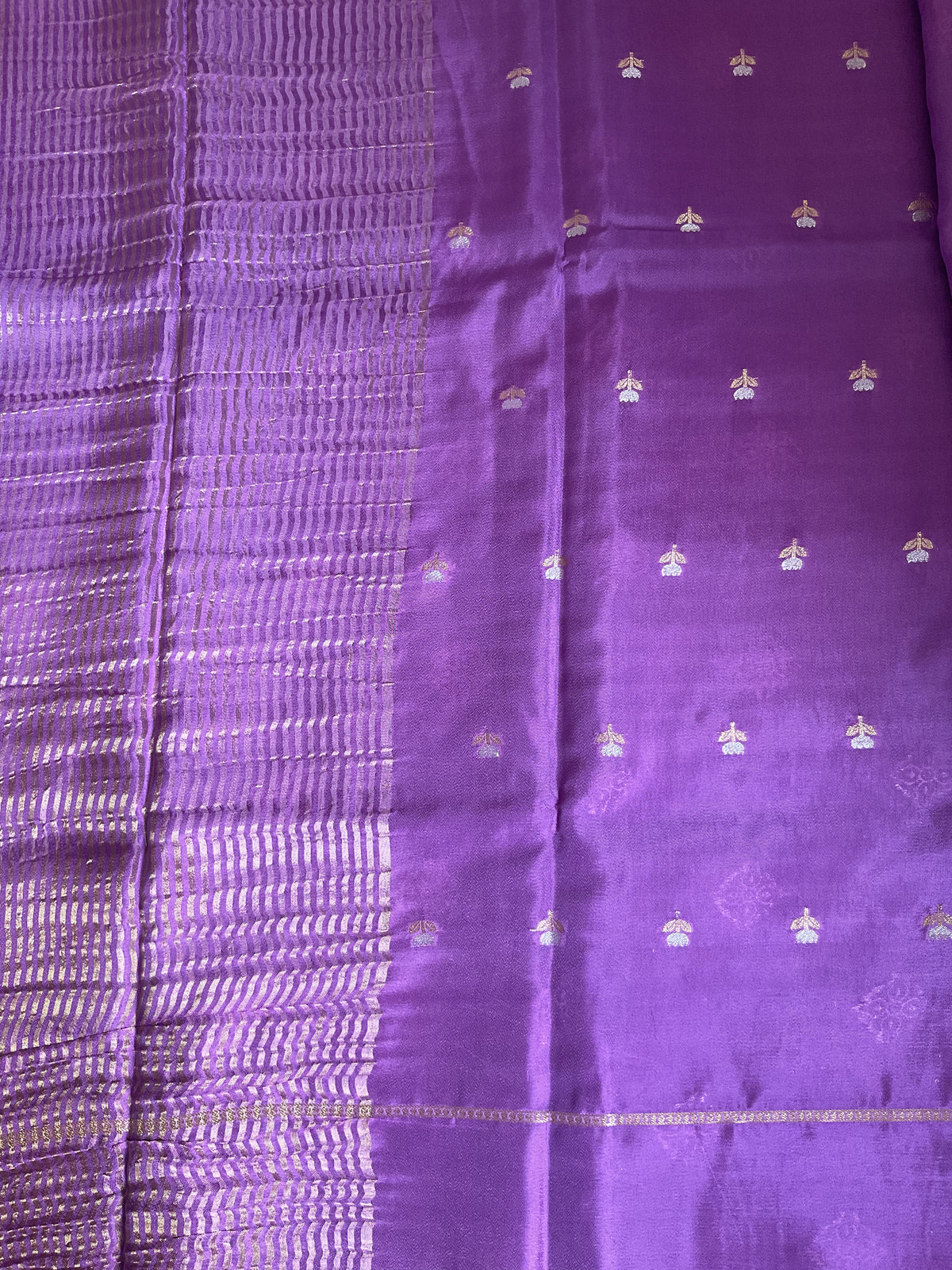 Viscose crepe saree-Purple & green with floral butta