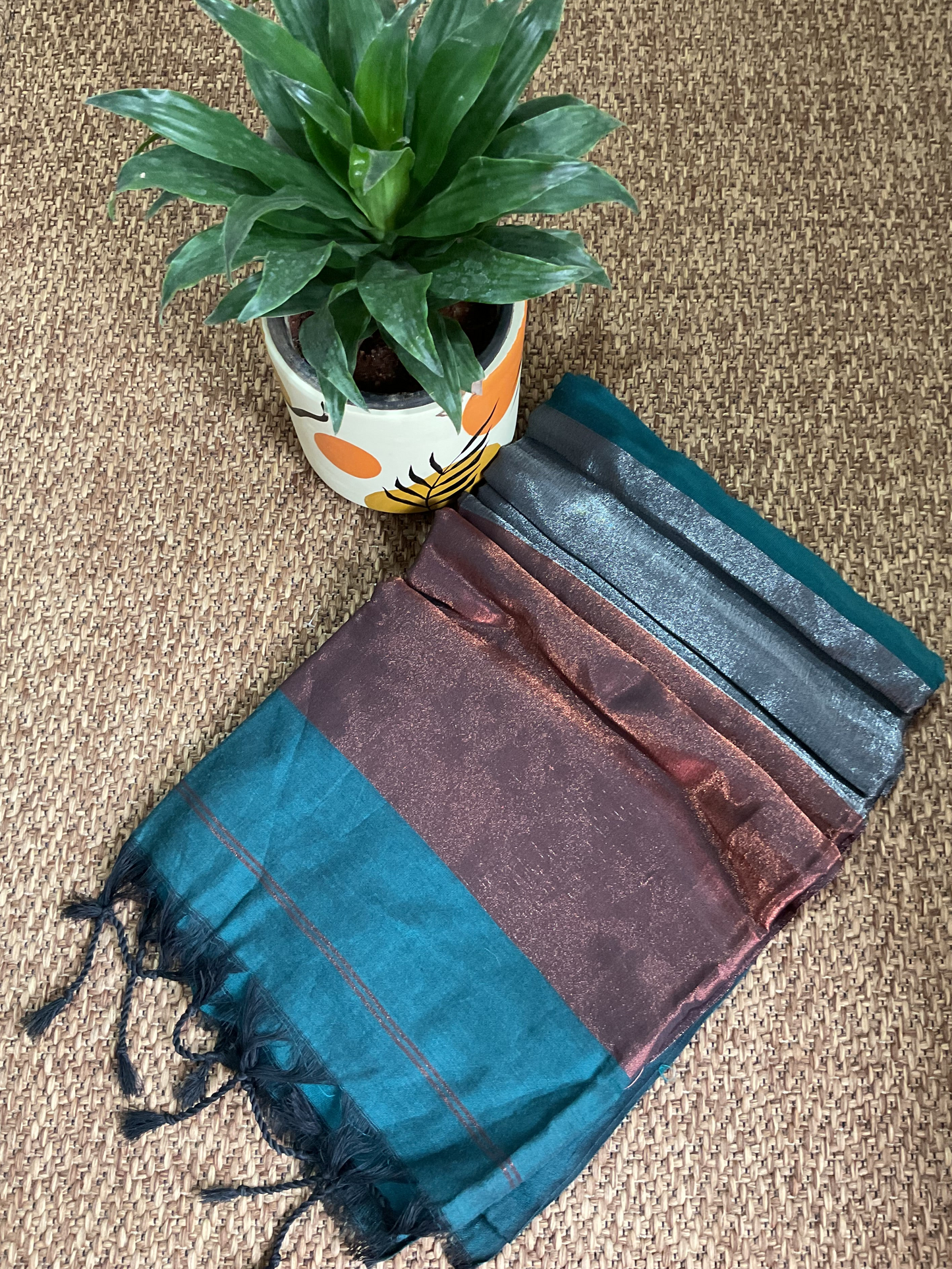 Handloom cotton saree(Teal green with contrast pallu)