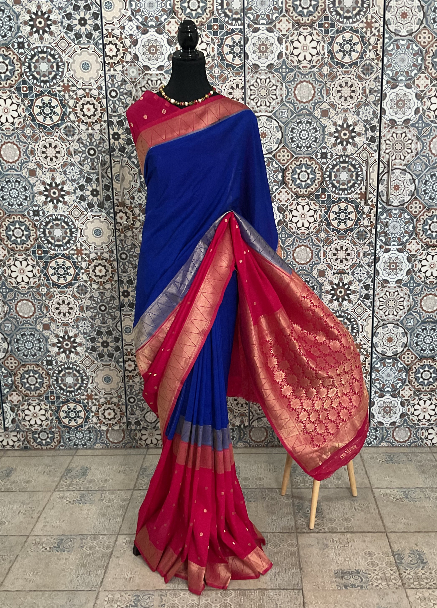 Royal blue georgette print saree
