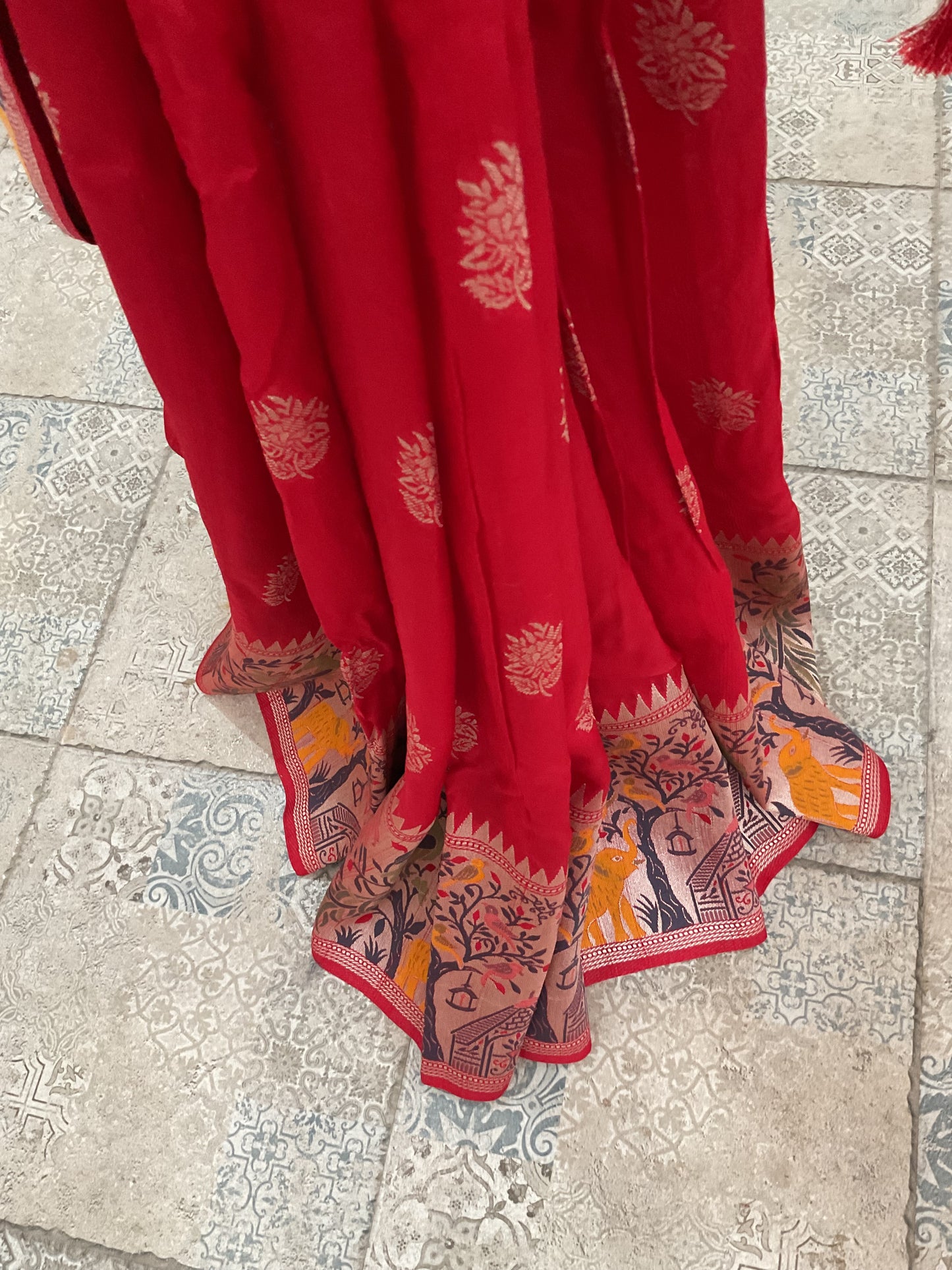 Red tussar saree