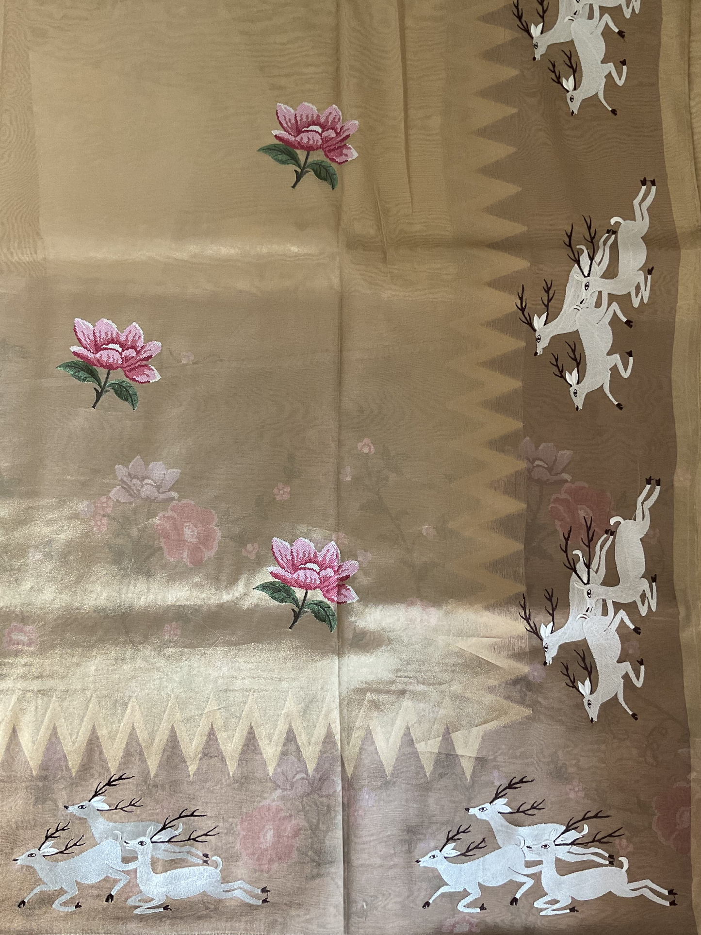 Designer Pure Kora Tissue saree with deer Embroidery border(Golden)