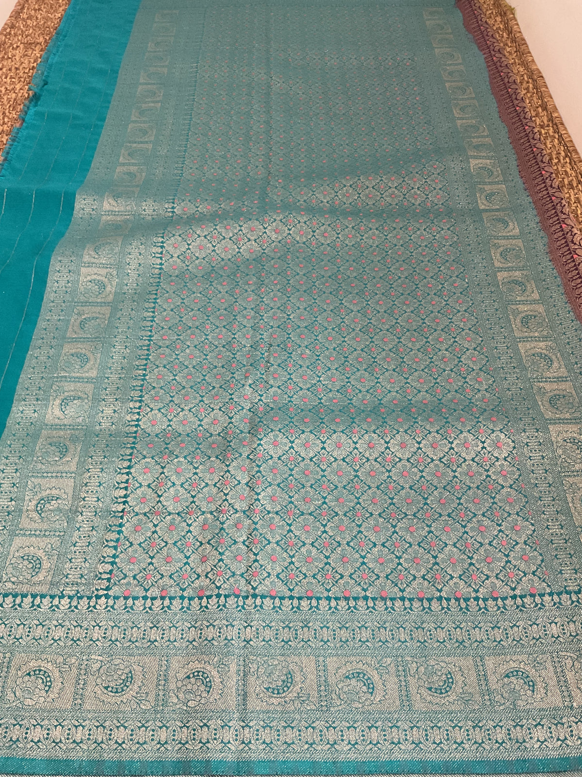 Wrinkle Crepe Saree-Turquoise Blue & Plum 🩵💜