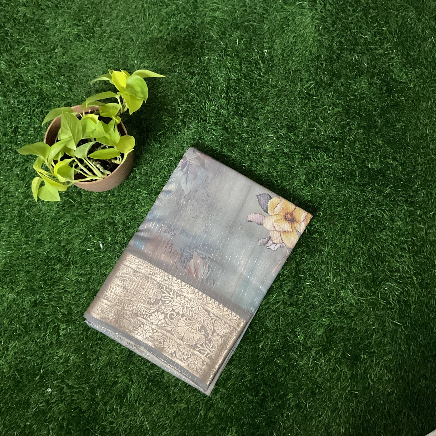 Dola silk saree with half white border(03)